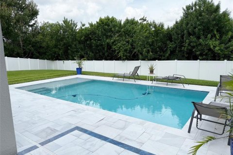 House in Riverview, Florida 4 bedrooms, 230.96 sq.m. № 2201220 - photo 22