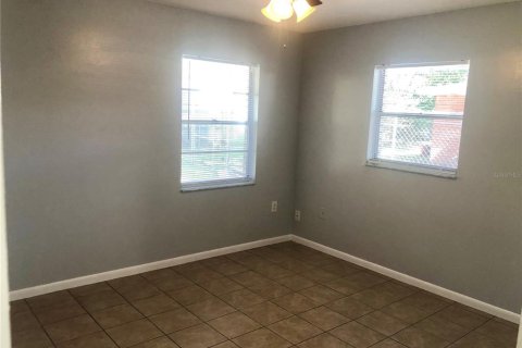 Appartement à louer à Auburndale, Floride: 2 chambres, 74.32 m2 № 2431893 - photo 7