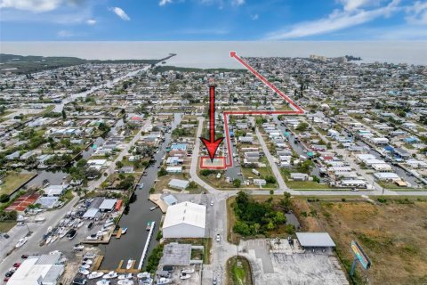 Terreno en venta en Hudson, Florida № 1724300 - foto 2