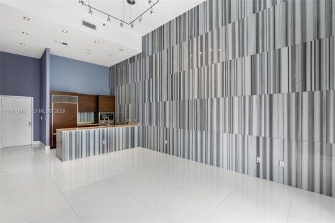 Condo in Miami, Florida, 1 bedroom  № 2170282 - photo 10