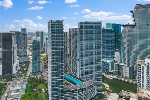 Condo in Miami, Florida, 1 bedroom  № 2170282 - photo 23