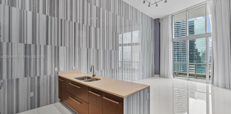 Condo in Miami, Florida, 1 bedroom  № 2170282