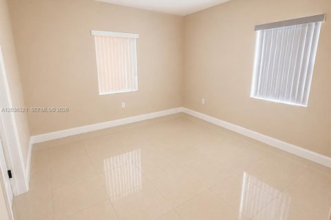 Villa ou maison à louer à West Park, Floride: 4 chambres, 120.4 m2 № 2084278 - photo 6