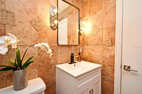 Casa en venta en Orlando, Florida, 2 dormitorios, 98.48 m2 № 1817778 - foto 19