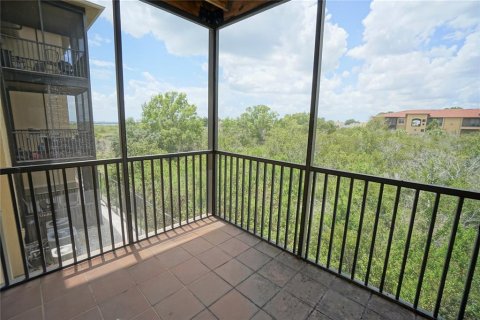 Condo in Tampa, Florida, 2 bedrooms  № 1875883 - photo 14
