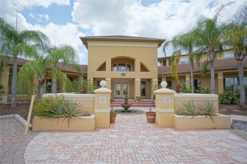 Condo in Tampa, Florida, 2 bedrooms  № 1875883 - photo 16