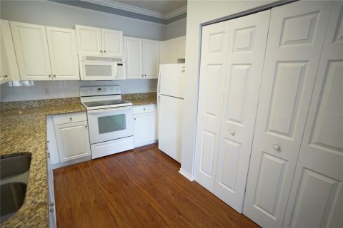 Condo in Tampa, Florida, 2 bedrooms  № 1875883 - photo 5