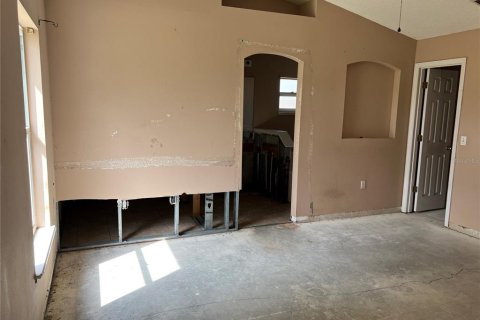 Villa ou maison à vendre à Deltona, Floride: 3 chambres, 151.99 m2 № 1870288 - photo 10
