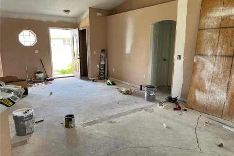 Villa ou maison à vendre à Deltona, Floride: 3 chambres, 151.99 m2 № 1870288 - photo 6