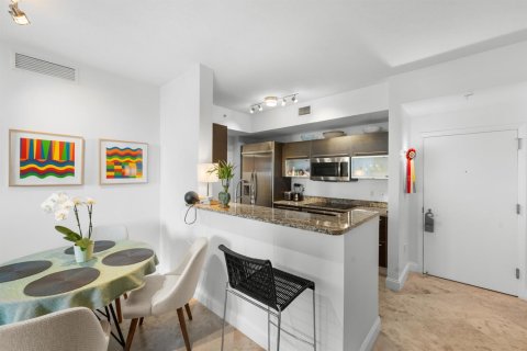 Condominio en alquiler en West Palm Beach, Florida, 2 dormitorios, 104.05 m2 № 2188311 - foto 9