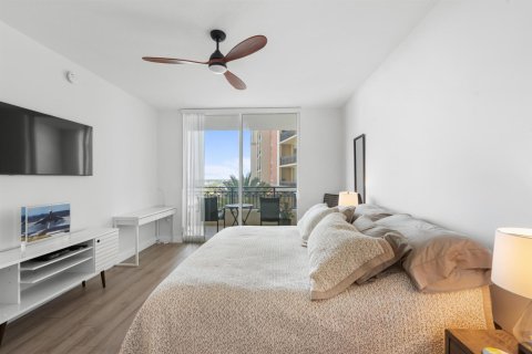 Condominio en alquiler en West Palm Beach, Florida, 2 dormitorios, 104.05 m2 № 2188311 - foto 14