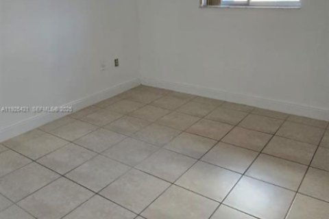 Condominio en venta en Miami, Florida, 2 dormitorios, 88.63 m2 № 1984359 - foto 6