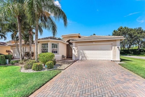 House in Lake Worth, Florida 3 bedrooms, 217.67 sq.m. № 2389822