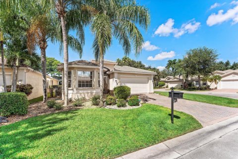 House in Lake Worth, Florida 3 bedrooms, 217.67 sq.m. № 2389822 - photo 3