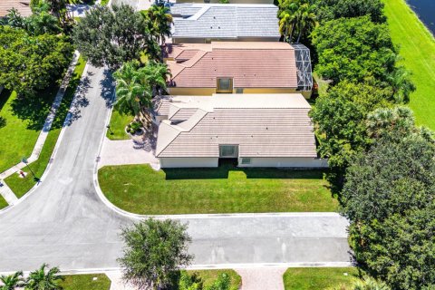 House in Lake Worth, Florida 3 bedrooms, 217.67 sq.m. № 2389822 - photo 5