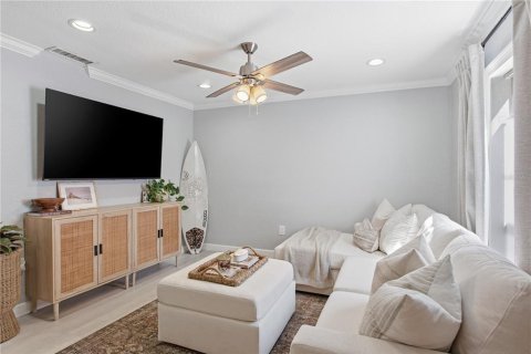 Condominio en venta en Saint Pete Beach, Florida, 2 dormitorios, 70.61 m2 № 2419536 - foto 9