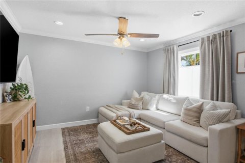 Condominio en venta en Saint Pete Beach, Florida, 2 dormitorios, 70.61 m2 № 2419536 - foto 10