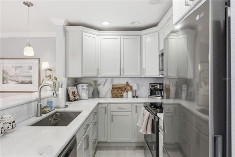 Condominio en venta en Saint Pete Beach, Florida, 2 dormitorios, 70.61 m2 № 2419536 - foto 14