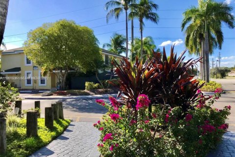 Apartamento en alquiler en Sunrise, Florida, 1 dormitorio, 58.53 m2 № 2011544 - foto 12