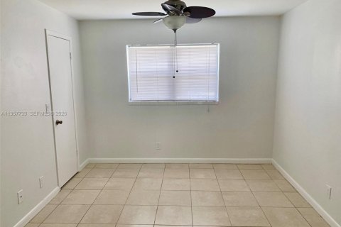 Apartamento en alquiler en Sunrise, Florida, 1 dormitorio, 58.53 m2 № 2011544 - foto 5