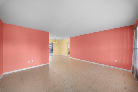 Villa ou maison à vendre à Port Charlotte, Floride: 3 chambres, 146.23 m2 № 2107777 - photo 5