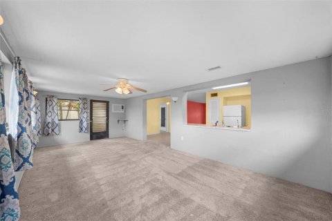 Villa ou maison à vendre à Port Charlotte, Floride: 3 chambres, 146.23 m2 № 2107777 - photo 13