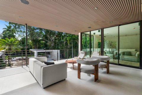 Casa en venta en Miami, Florida, 6 dormitorios, 820.61 m2 № 1483345 - foto 22