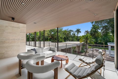 Casa en venta en Miami, Florida, 6 dormitorios, 820.61 m2 № 1483345 - foto 23