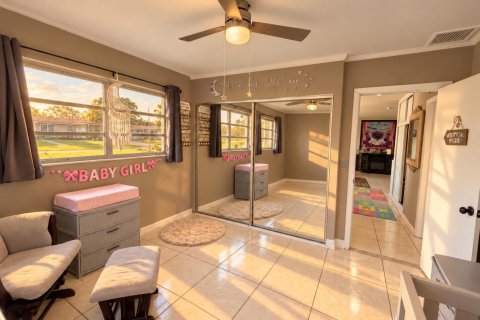 House in Palm Springs, Florida 3 bedrooms, 128.58 sq.m. № 2417934 - photo 22