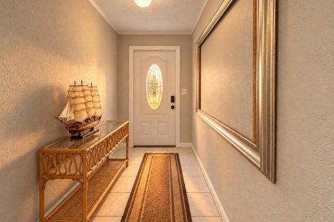 House in Palm Springs, Florida 3 bedrooms, 128.58 sq.m. № 2417934 - photo 10