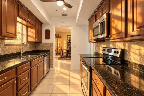 House in Palm Springs, Florida 3 bedrooms, 128.58 sq.m. № 2417934 - photo 16