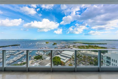 Condo in Miami, Florida, 3 bedrooms  № 2087586 - photo 3