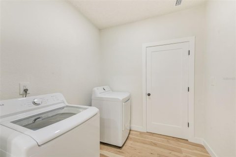Villa ou maison à vendre à Tampa, Floride: 4 chambres, 145.67 m2 № 1913745 - photo 23