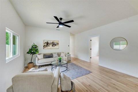 Villa ou maison à vendre à Tampa, Floride: 4 chambres, 145.67 m2 № 1913745 - photo 6