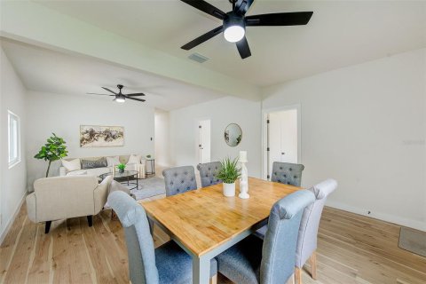 Villa ou maison à vendre à Tampa, Floride: 4 chambres, 145.67 m2 № 1913745 - photo 4