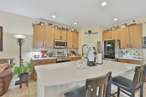 Townhouse in Tampa, Florida 3 bedrooms, 174.66 sq.m. № 2224961 - photo 9