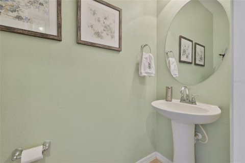 Townhouse in Tampa, Florida 3 bedrooms, 174.66 sq.m. № 2224961 - photo 13