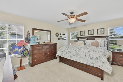 Townhouse in Tampa, Florida 3 bedrooms, 174.66 sq.m. № 2224961 - photo 17