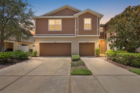 Adosado en Tampa, Florida 3 dormitorios, 174.66 m2 № 2224961