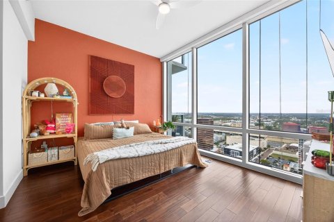 Condo in Orlando, Florida, 2 bedrooms № 2103607 - photo 13