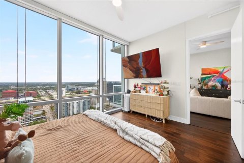 Condo in Orlando, Florida, 2 bedrooms № 2103607 - photo 17