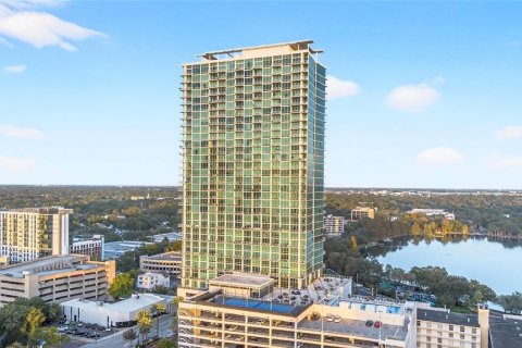 Condo in Orlando, Florida, 2 bedrooms № 2103607 - photo 3