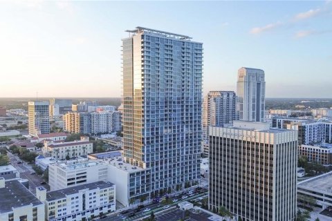 Condominio en Orlando, Florida, 2 dormitorios № 2103607
