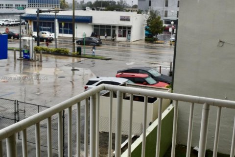 Condominio en venta en Miami, Florida, 2 dormitorios, 77.2 m2 № 2006115 - foto 22