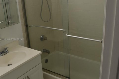 Condominio en venta en Miami, Florida, 2 dormitorios, 77.2 m2 № 2006115 - foto 14