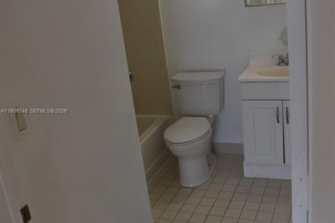 Condominio en venta en Miami, Florida, 2 dormitorios, 77.2 m2 № 2006115 - foto 15