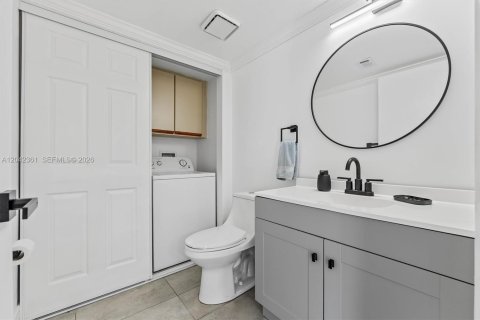 Touwnhouse à vendre à Davie, Floride: 3 chambres, 153.66 m2 № 2185934 - photo 14