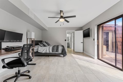 Touwnhouse à vendre à Davie, Floride: 3 chambres, 153.66 m2 № 2185934 - photo 16