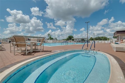 Casa en venta en Lakeland, Florida, 3 dormitorios, 137.31 m2 № 1773529 - foto 12