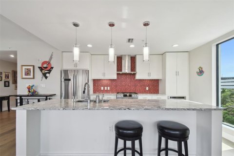Condo in Saint Petersburg, Florida, 2 bedrooms  № 1773965 - photo 24